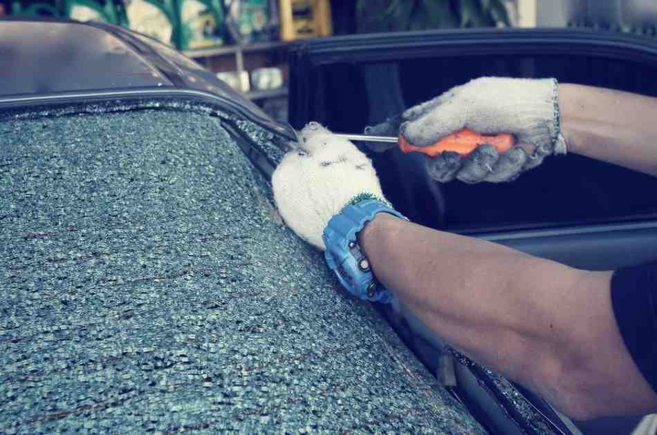 how-cold-weather-affects-auto-glass-and-preventative-measures